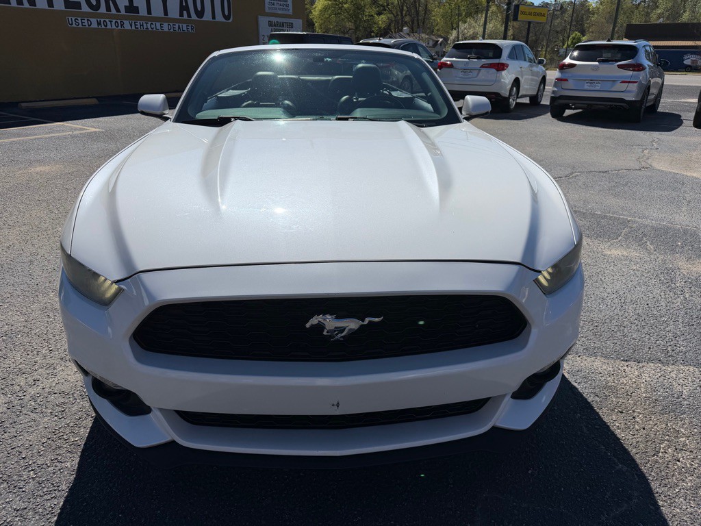 2017 Ford Mustang Image 3