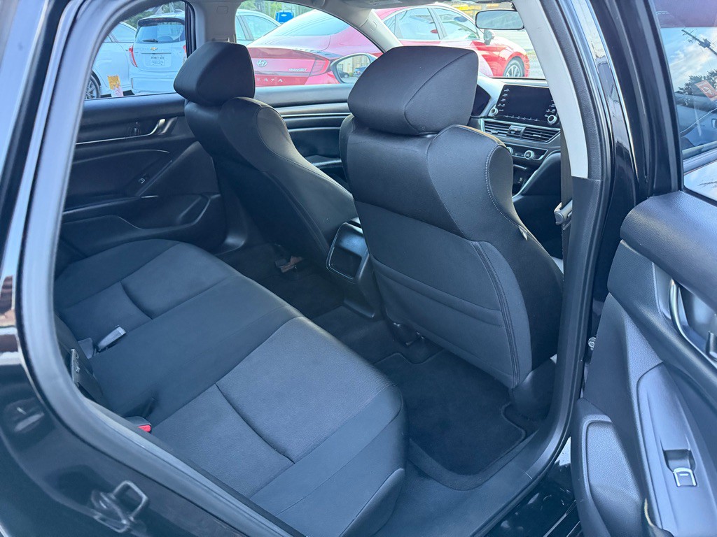 2018 Honda Accord Image 8