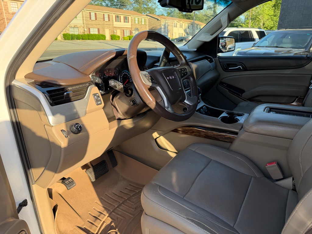 2017 GMC Yukon Image 6