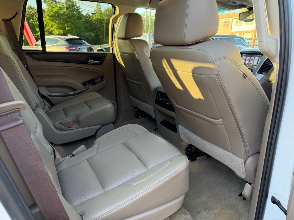 2017 GMC Yukon Image 8