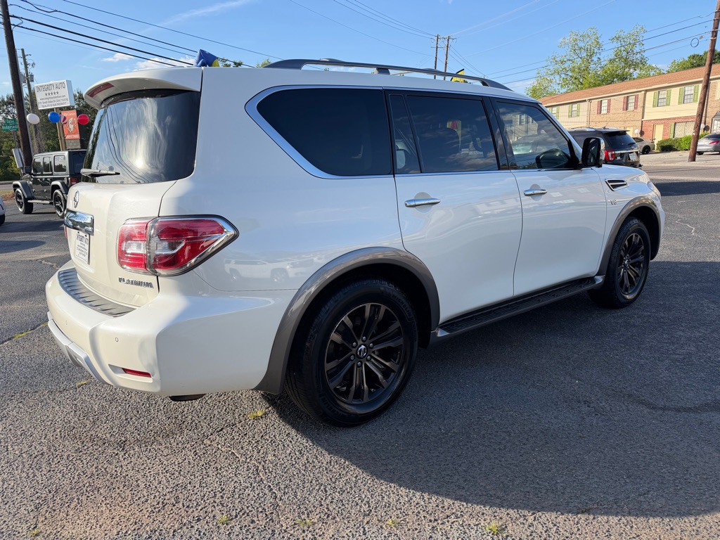2017 Nissan Armada Image 4