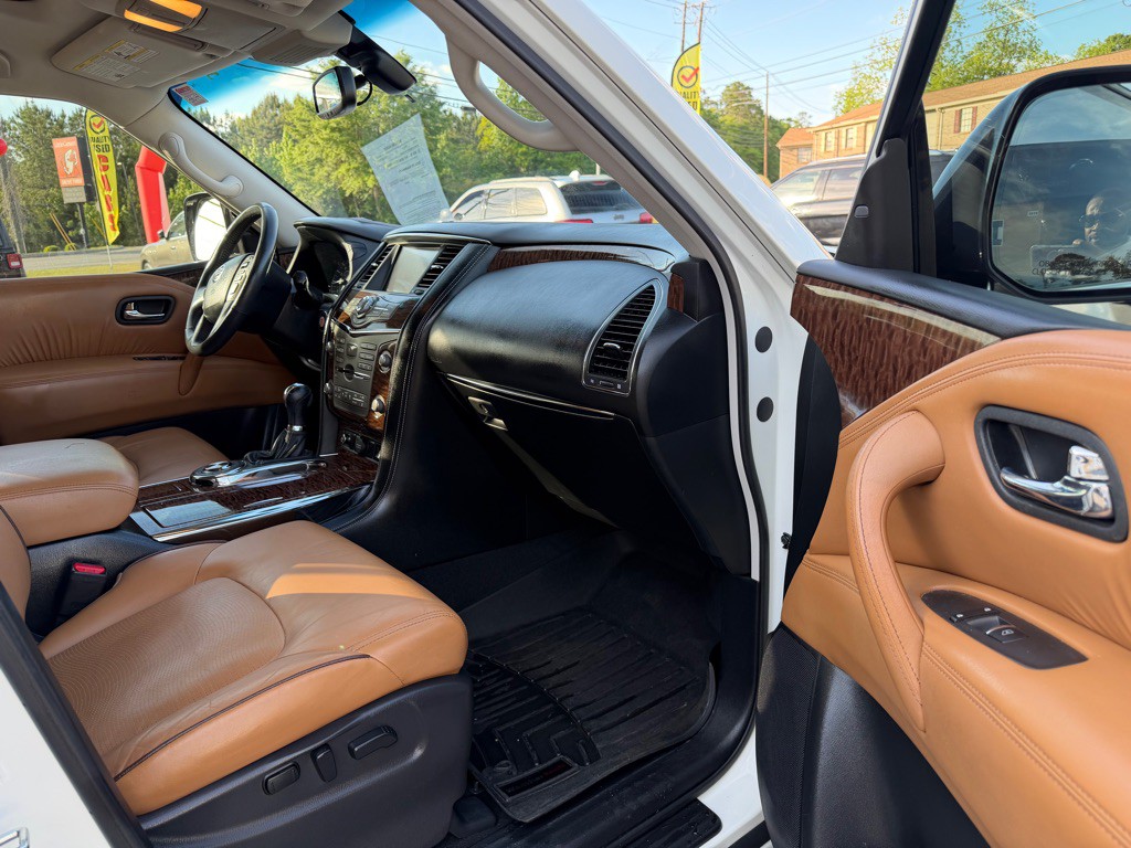 2017 Nissan Armada Image 7