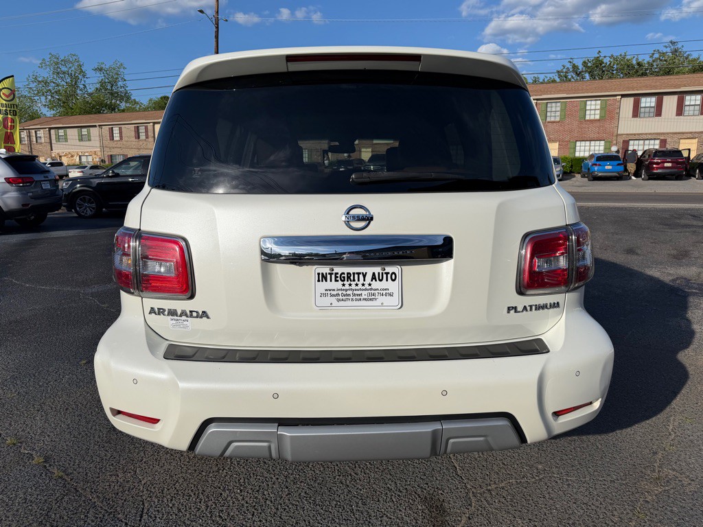 2017 Nissan Armada Image 13