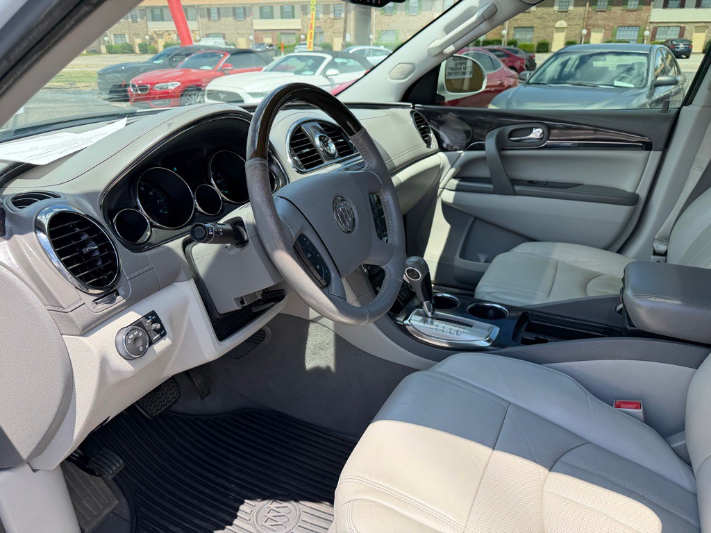 2017 Buick Enclave Image 6