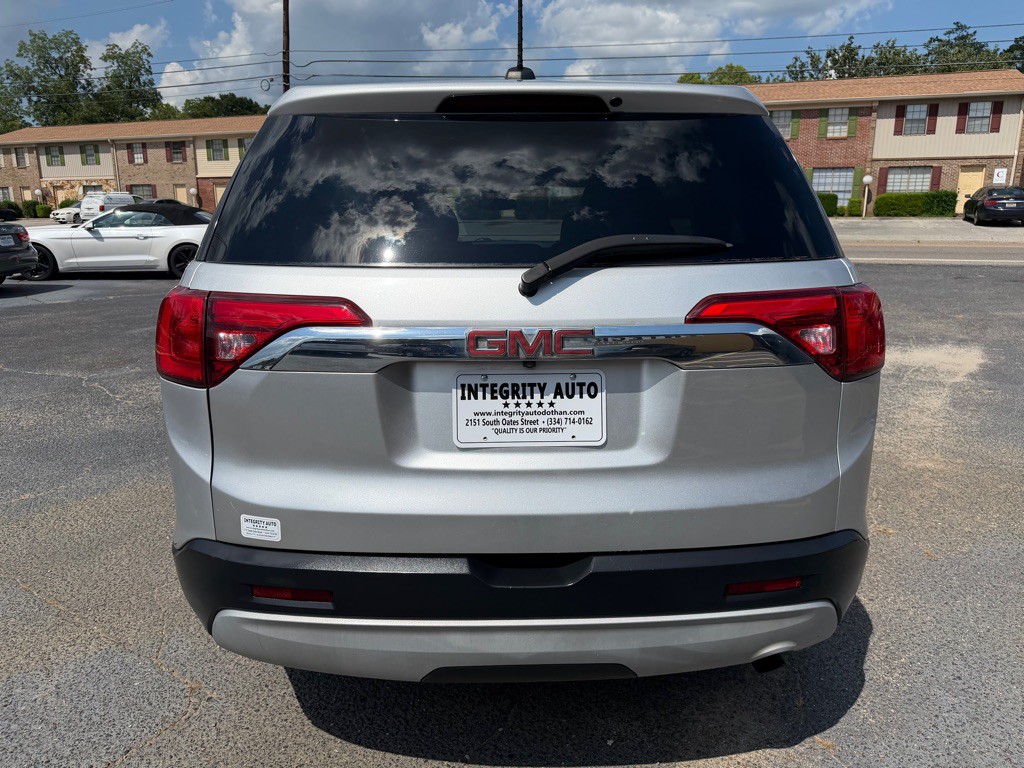 2017 GMC Acadia Image 12