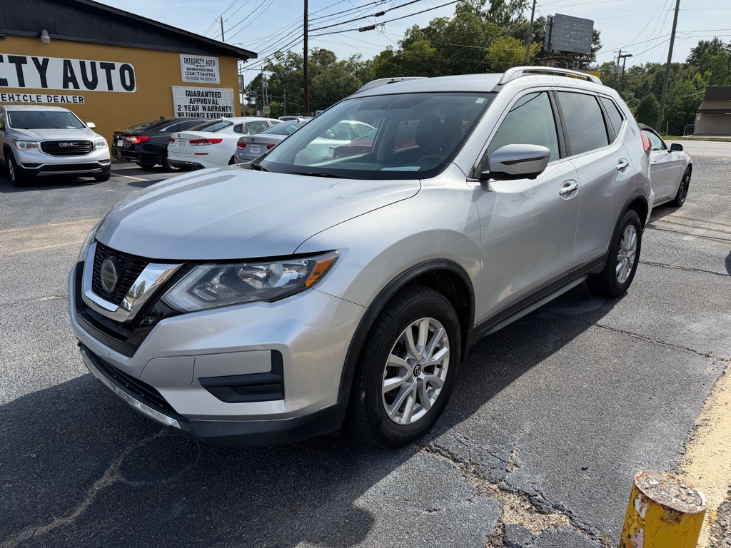 2018 Nissan Rogue Image 2