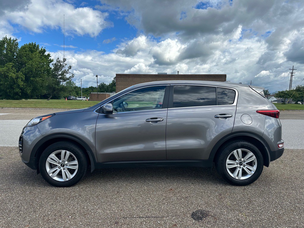 2017 Kia Sportage Image 2