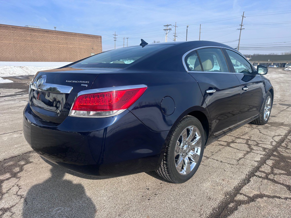 2011 Buick Lacrosse Image 6
