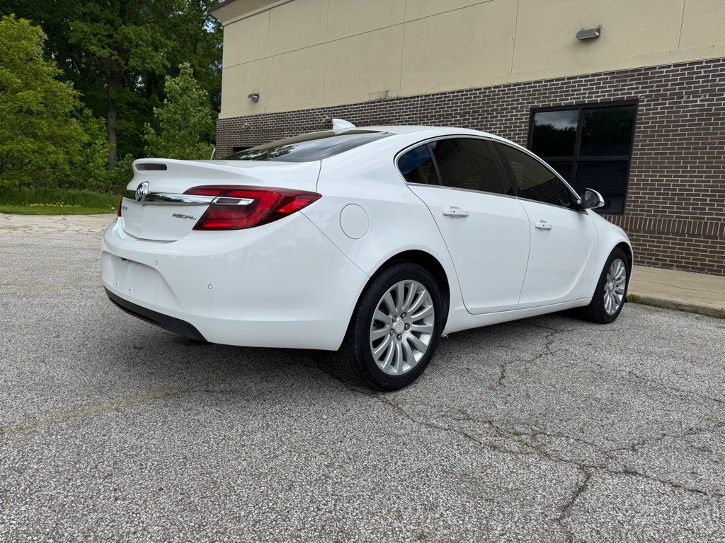 2016 Buick Regal Image 5
