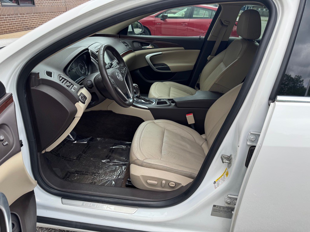 2016 Buick Regal Image 9