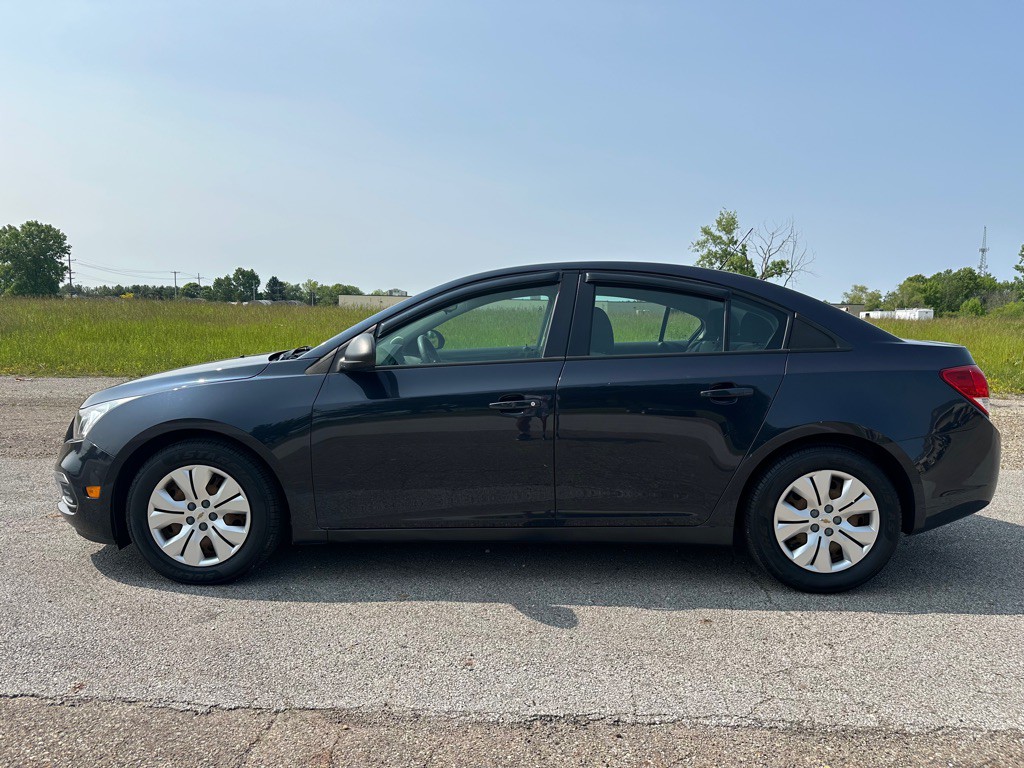 2016 Chevrolet Cruze Image 3
