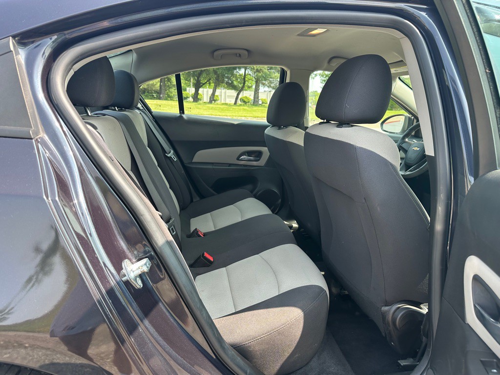 2016 Chevrolet Cruze Image 9