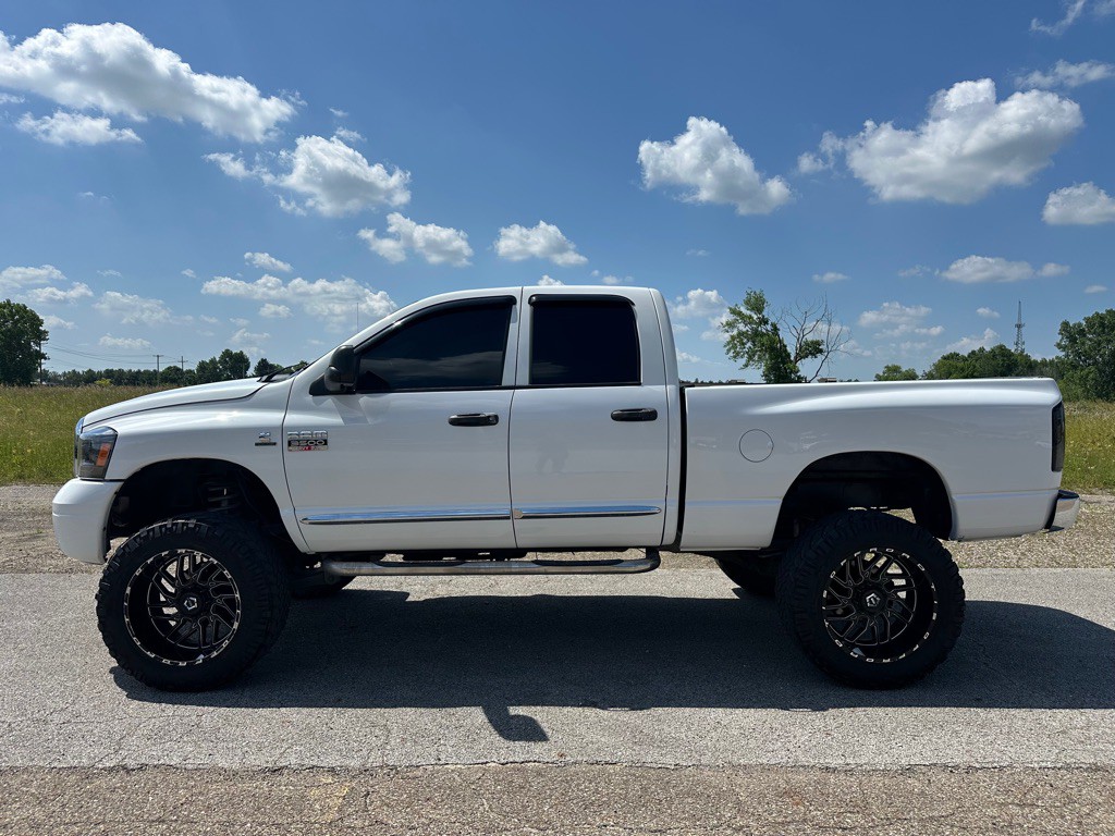 2008 Dodge Ram 3500 Image 2