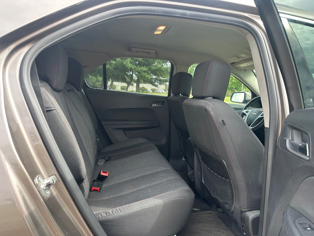 2011 Chevrolet Equinox Image 8