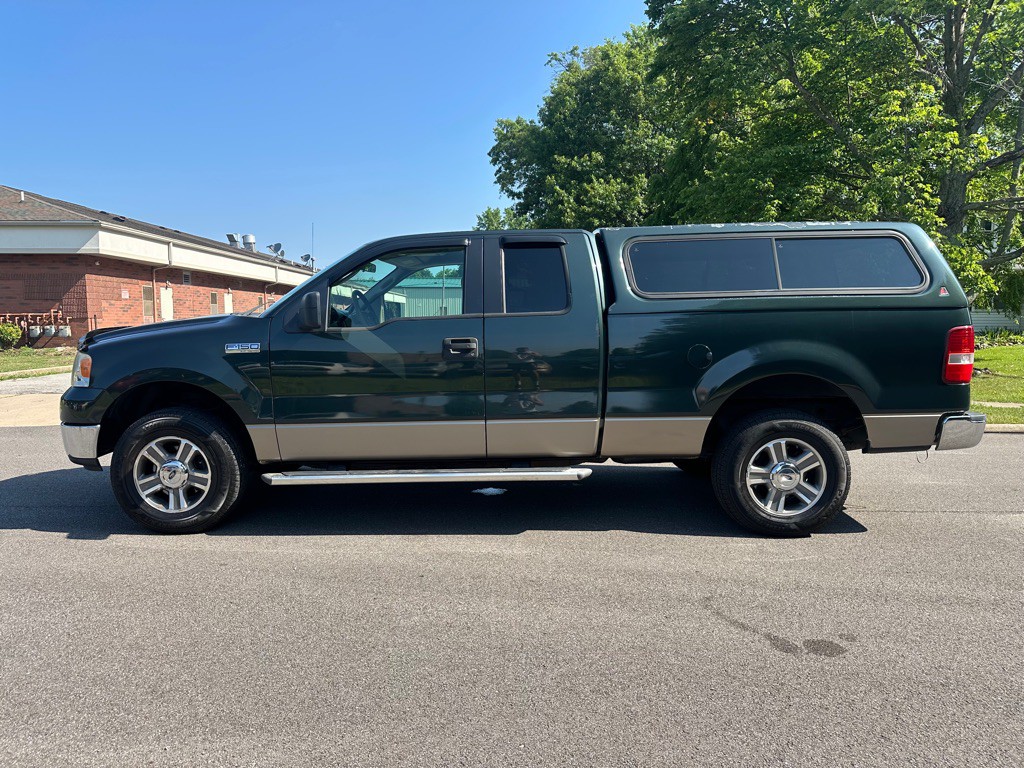 2005 Ford F-150 Image 2