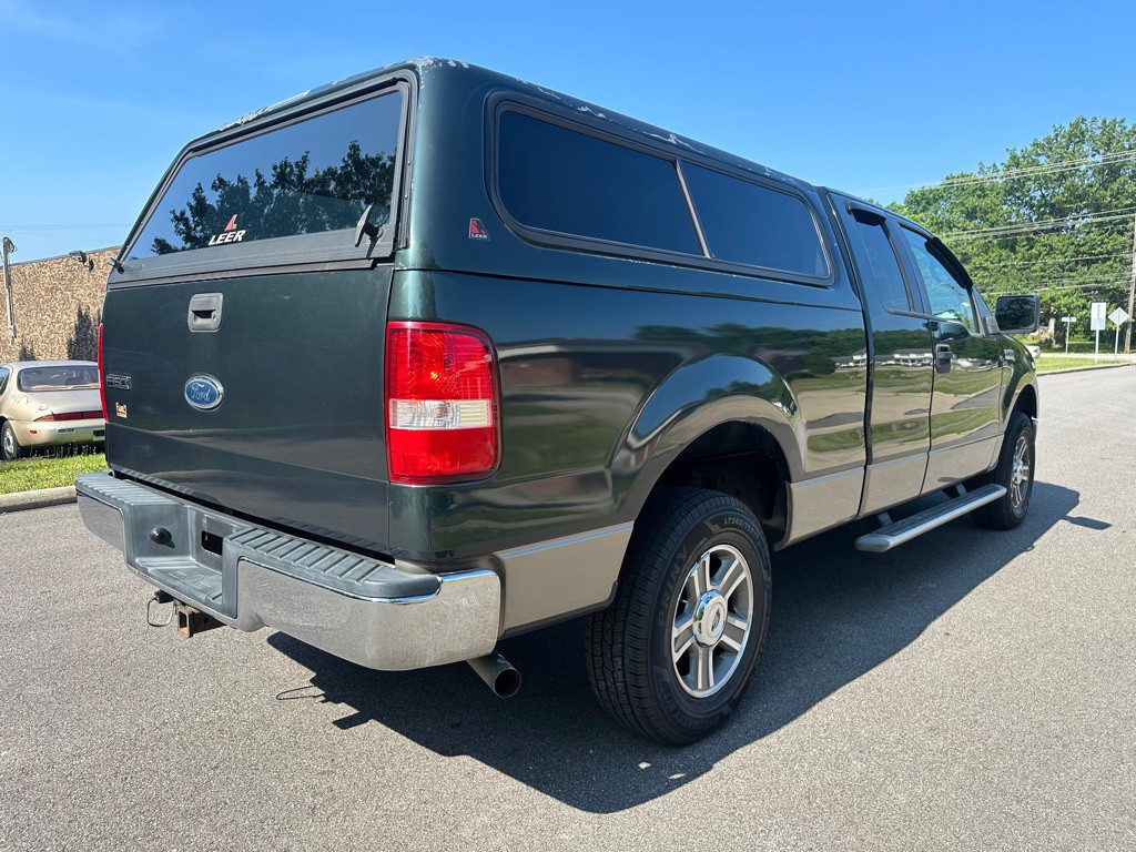 2005 Ford F-150 Image 4