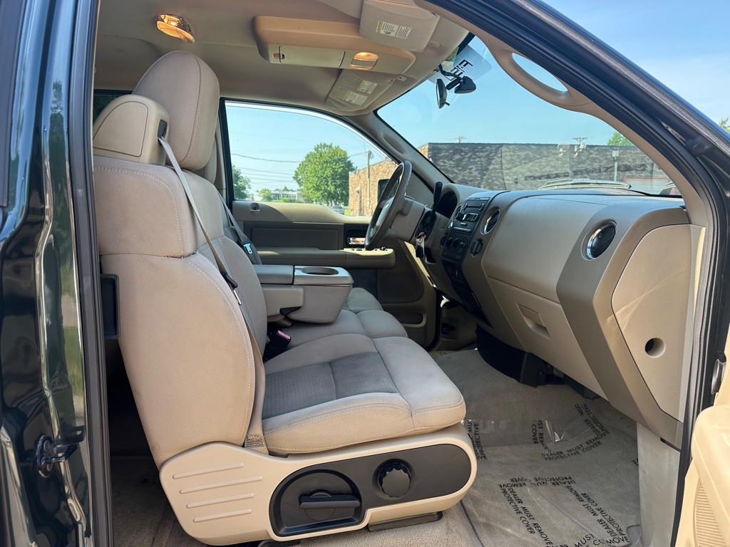 2005 Ford F-150 Image 9