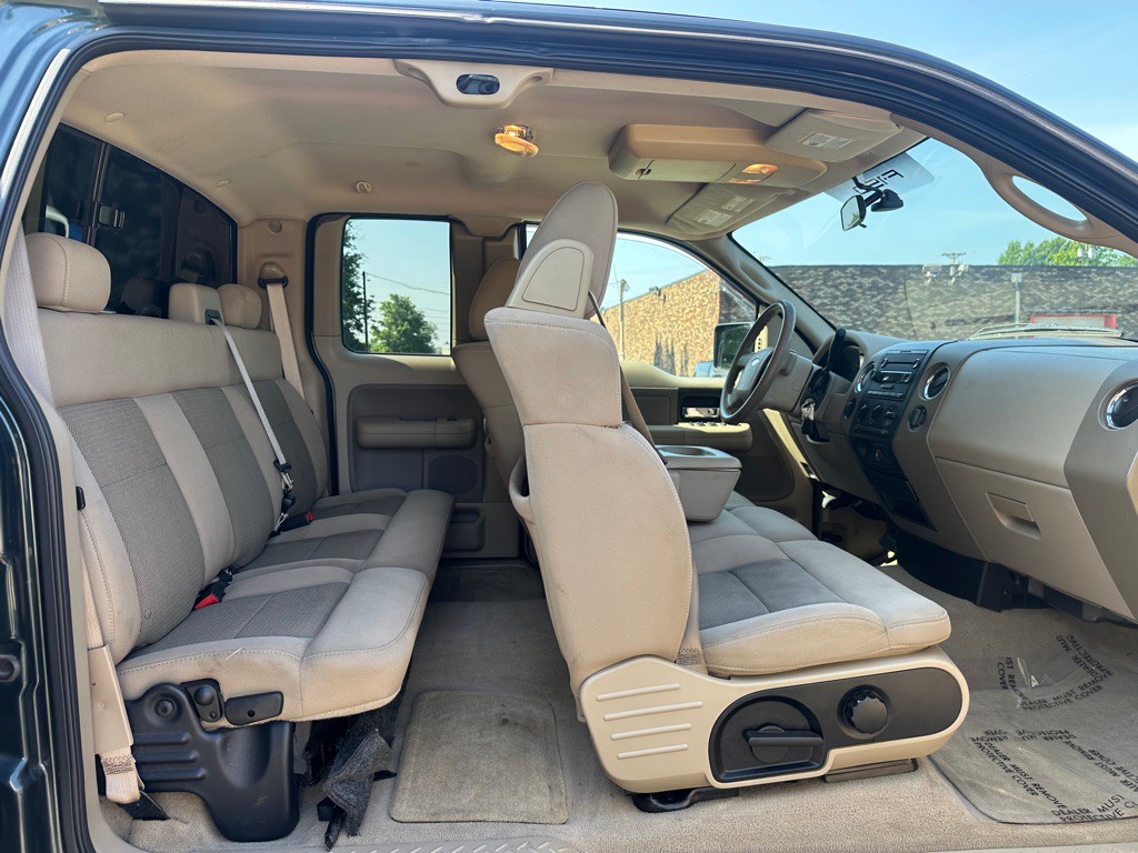 2005 Ford F-150 Image 10