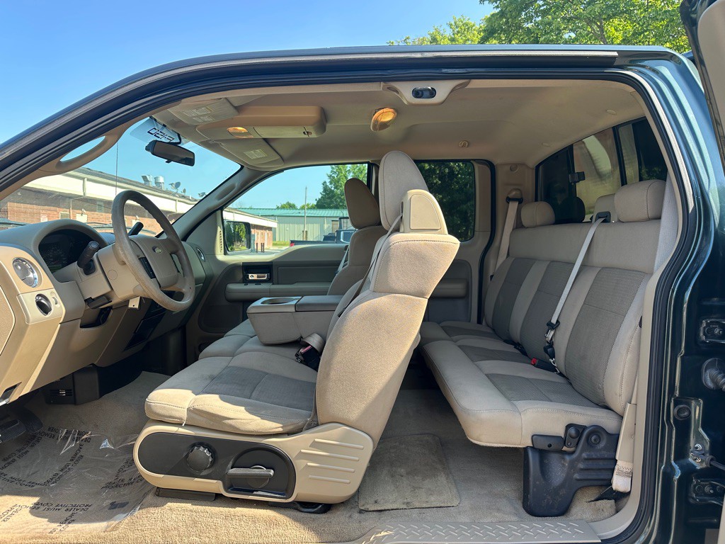 2005 Ford F-150 Image 11