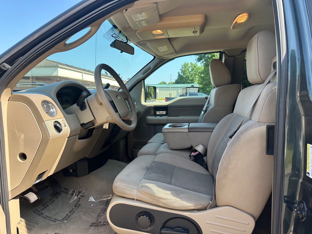 2005 Ford F-150 Image 12