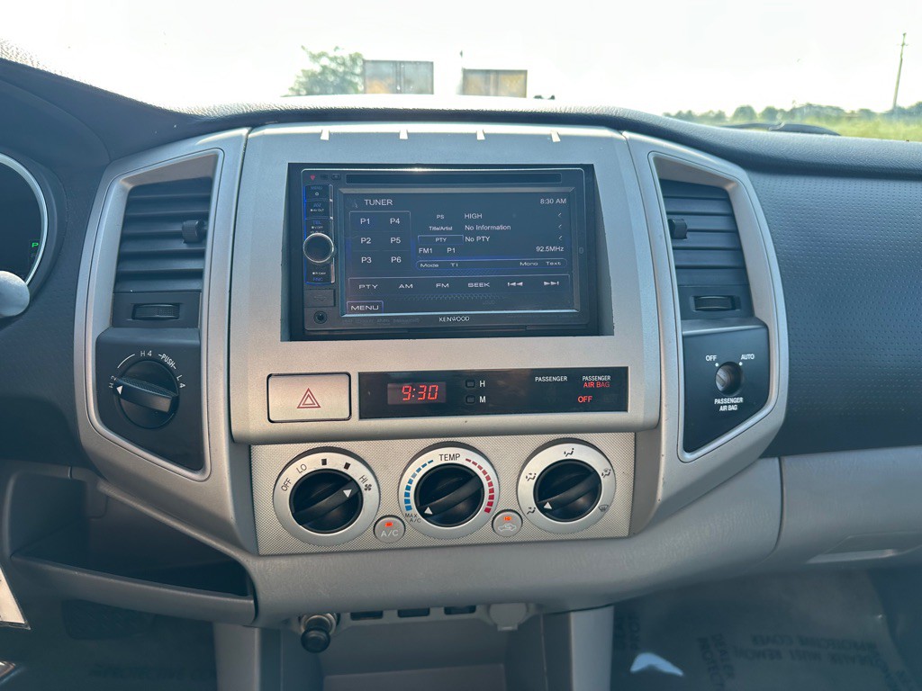 2009 Toyota Tacoma Image 12