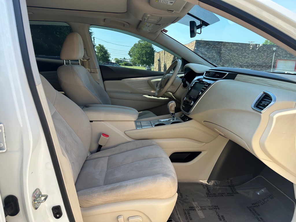 2017 Nissan Murano Image 9