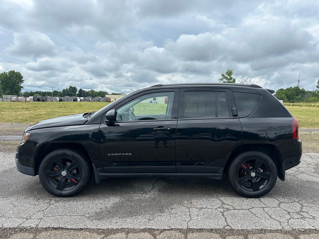2016 Jeep Compass Image 2