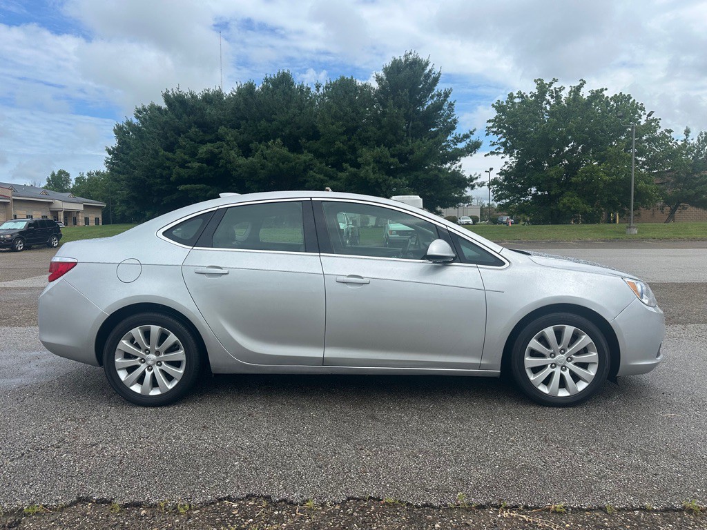 2016 Buick Verano Image 7