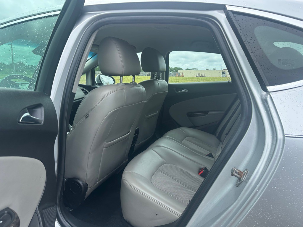 2016 Buick Verano Image 10