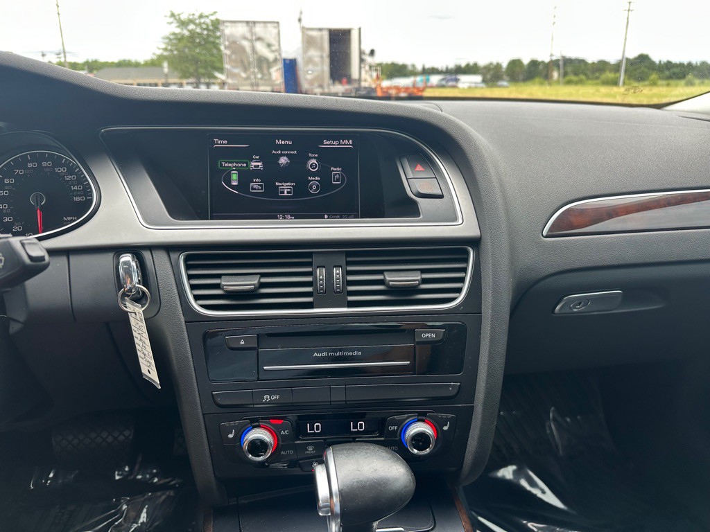 2015 Audi A4 Image 14