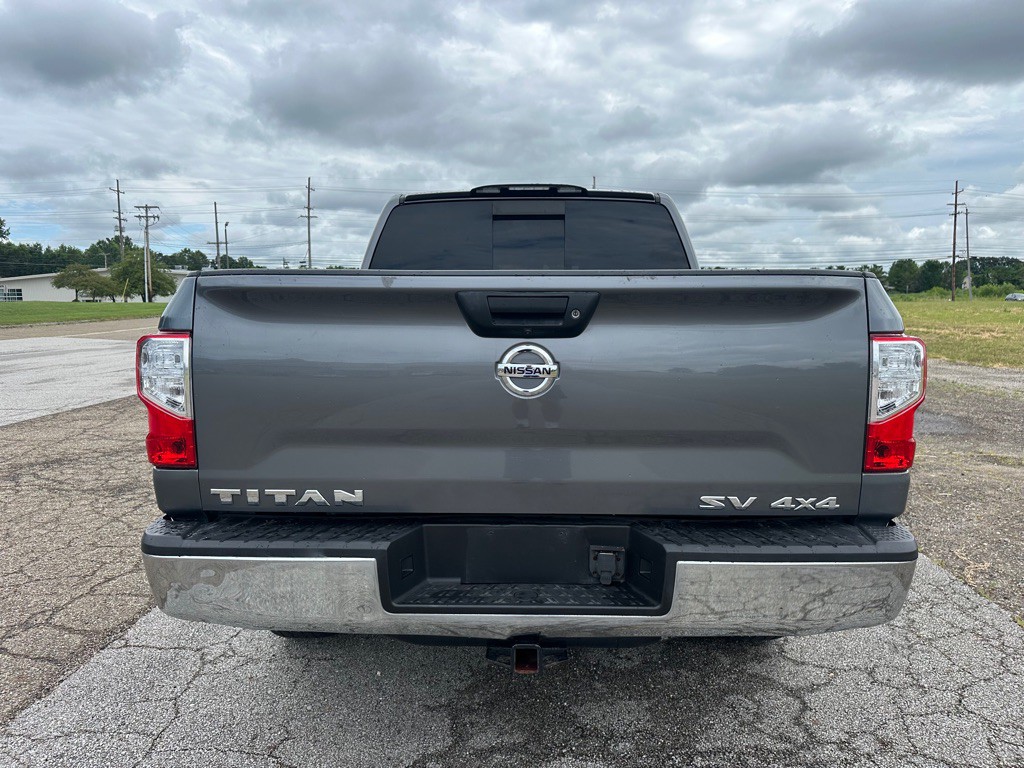 2019 Nissan Titan Image 4