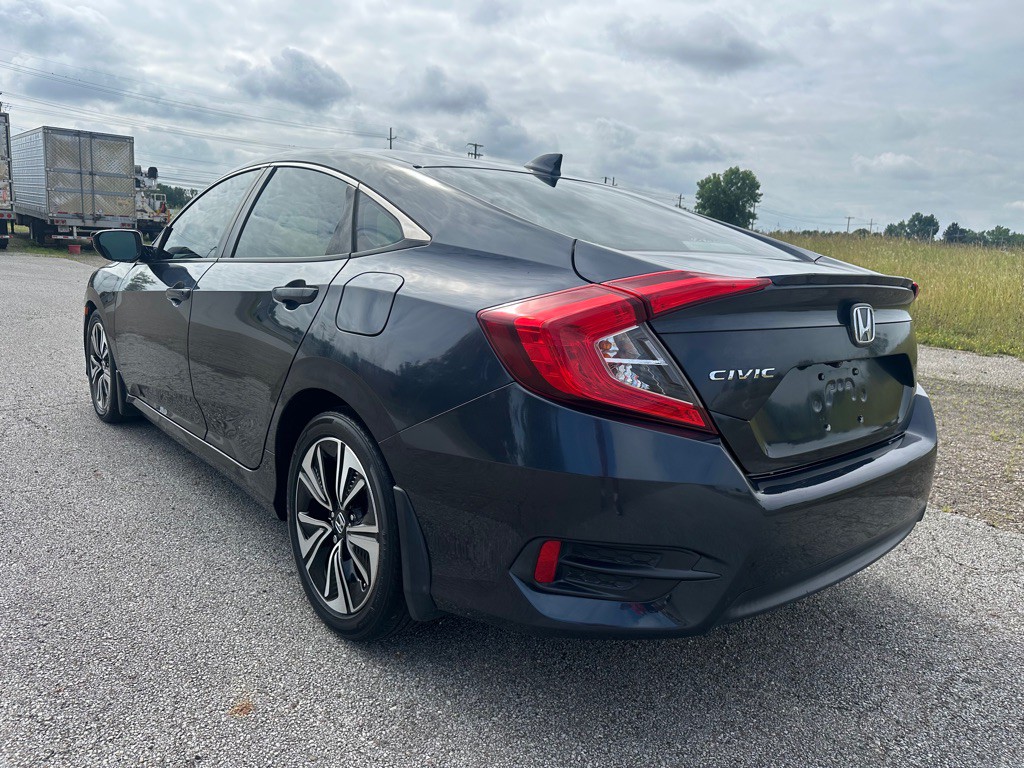 2017 Honda Civic Image 4