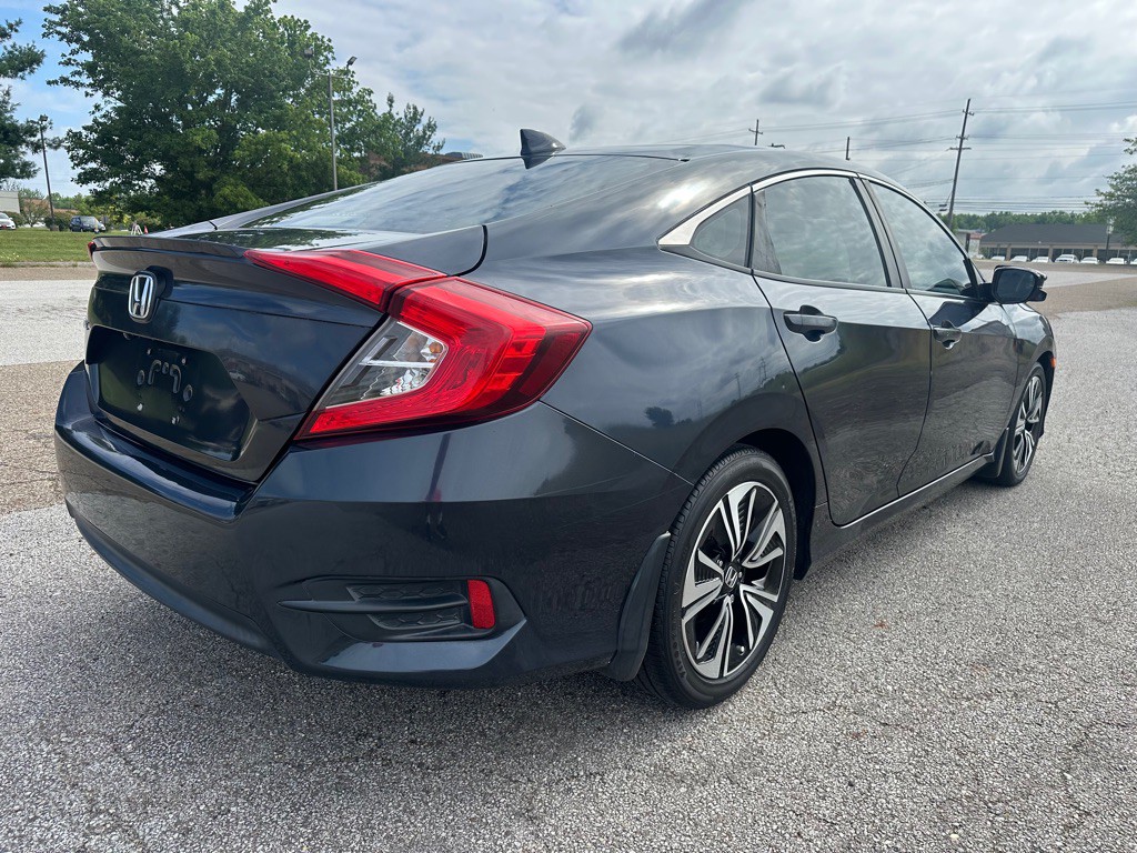 2017 Honda Civic Image 5