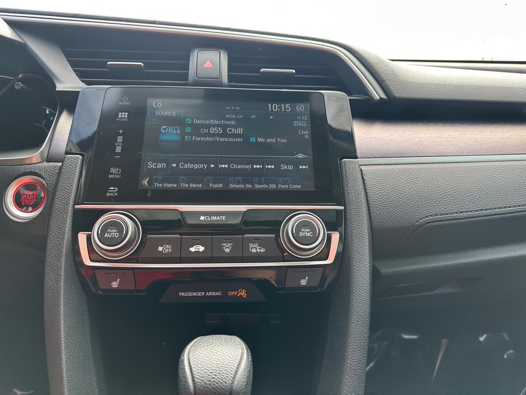 2017 Honda Civic Image 13