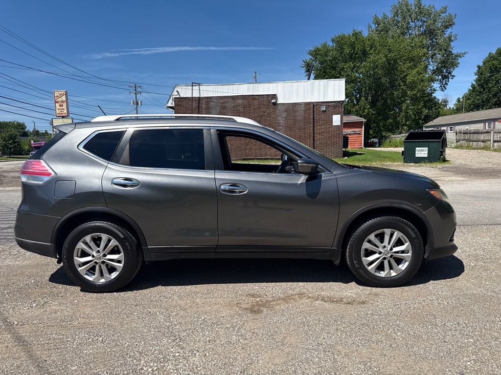 2015 Nissan Rogue Image 4