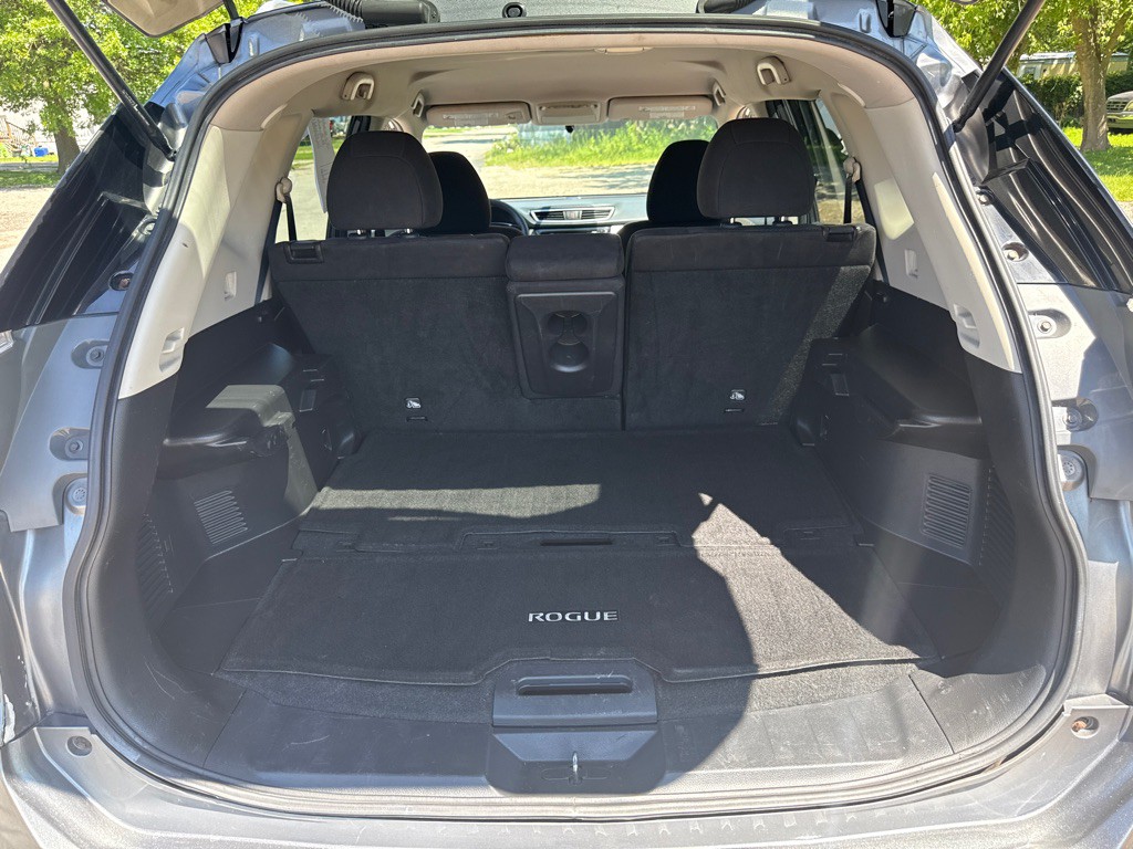 2015 Nissan Rogue Image 14