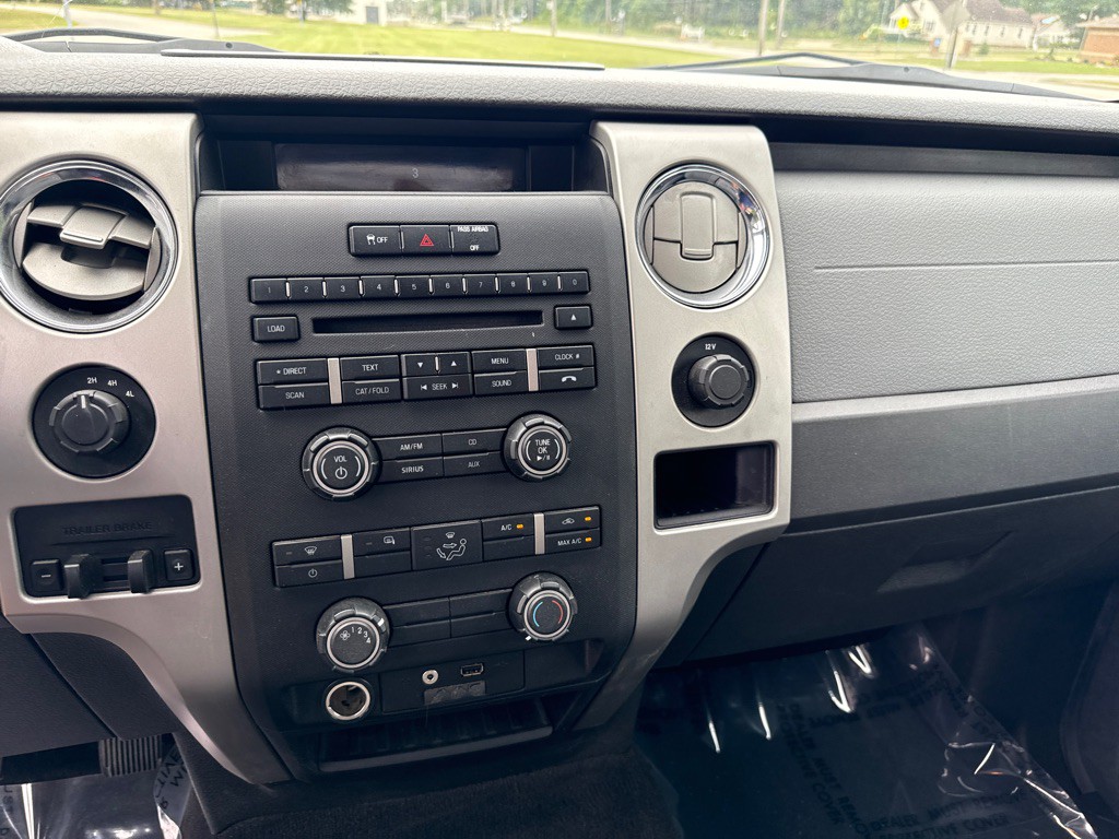 2012 Ford F-150 Image 10