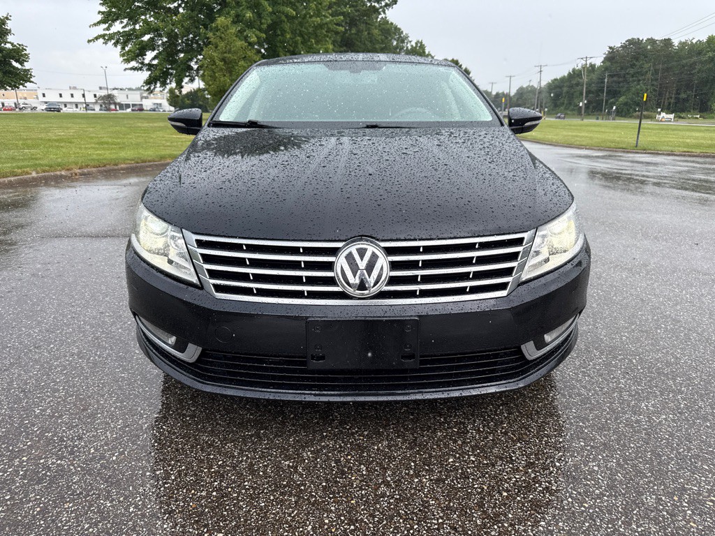 2015 Volkswagen CC Image 2