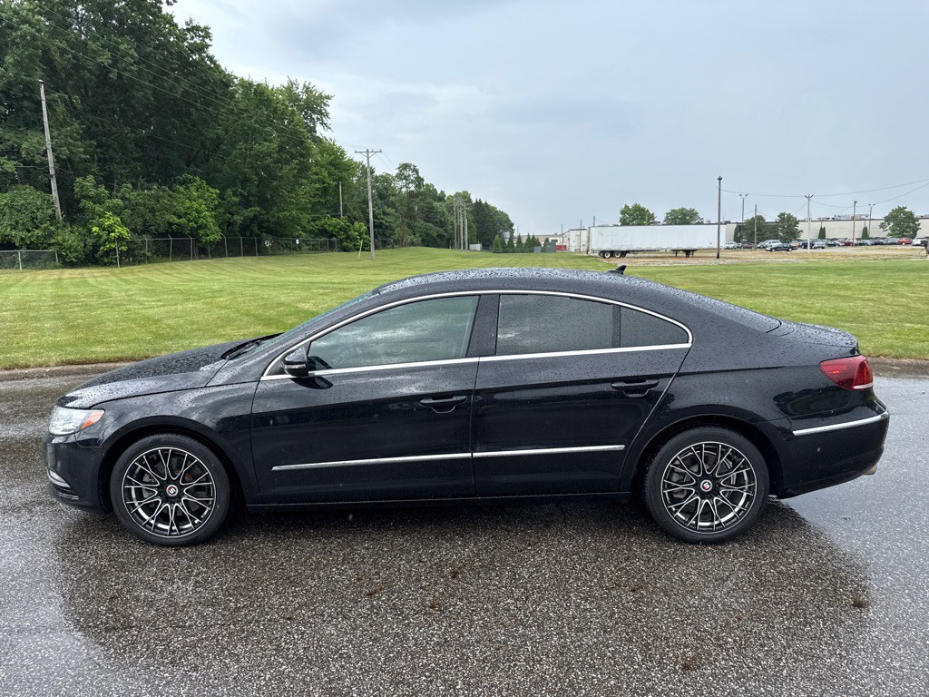 2015 Volkswagen CC Image 8