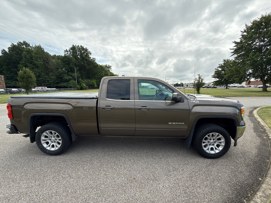 2015 GMC Sierra Image 4