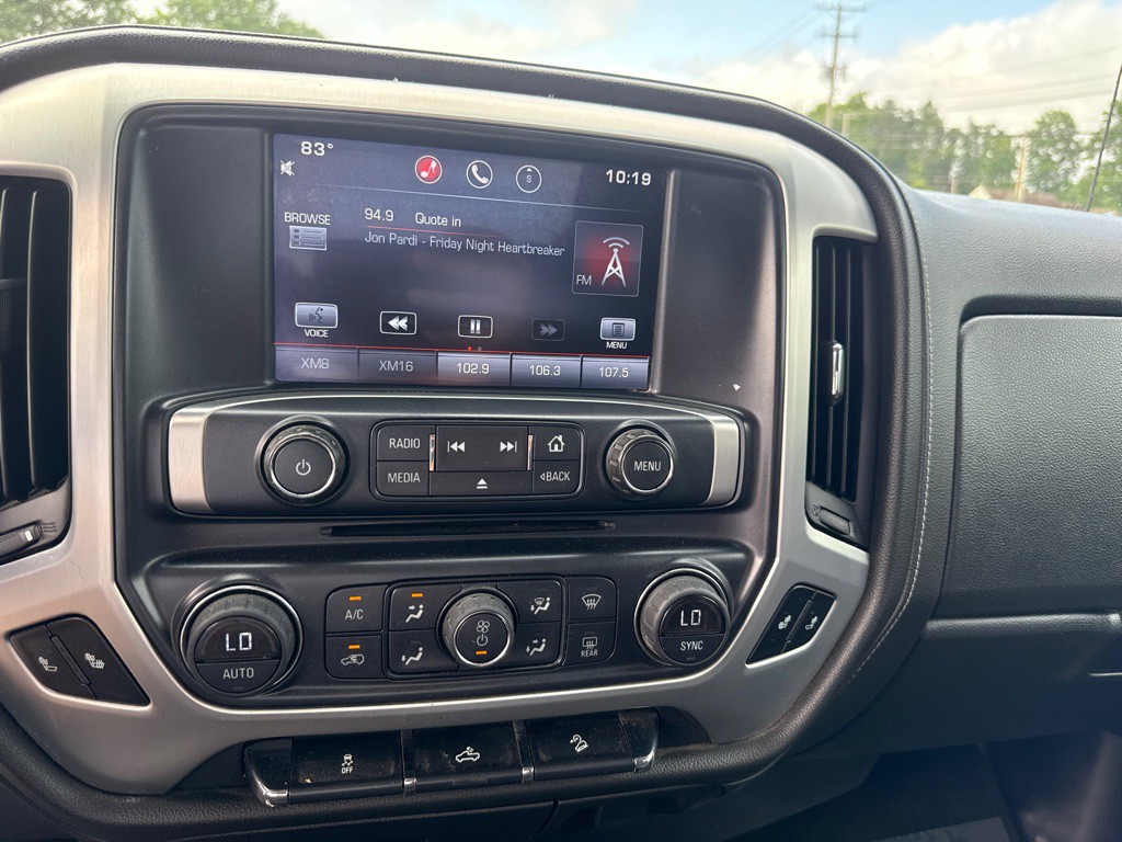 2015 GMC Sierra Image 17