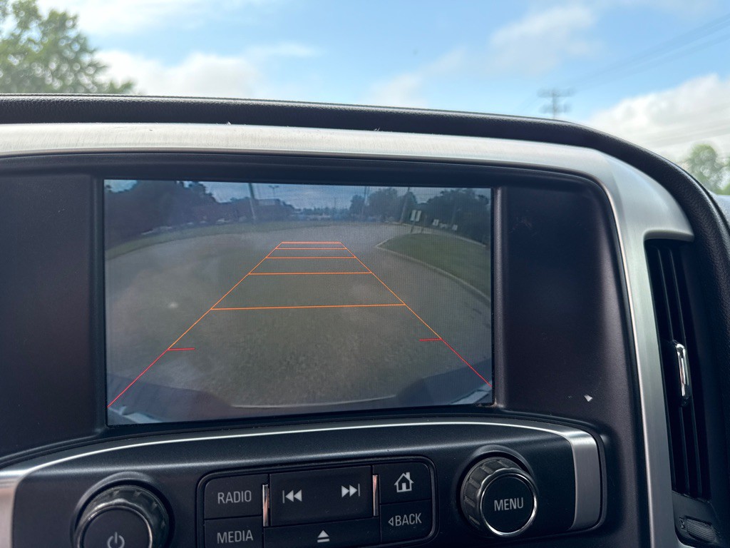 2015 GMC Sierra Image 18