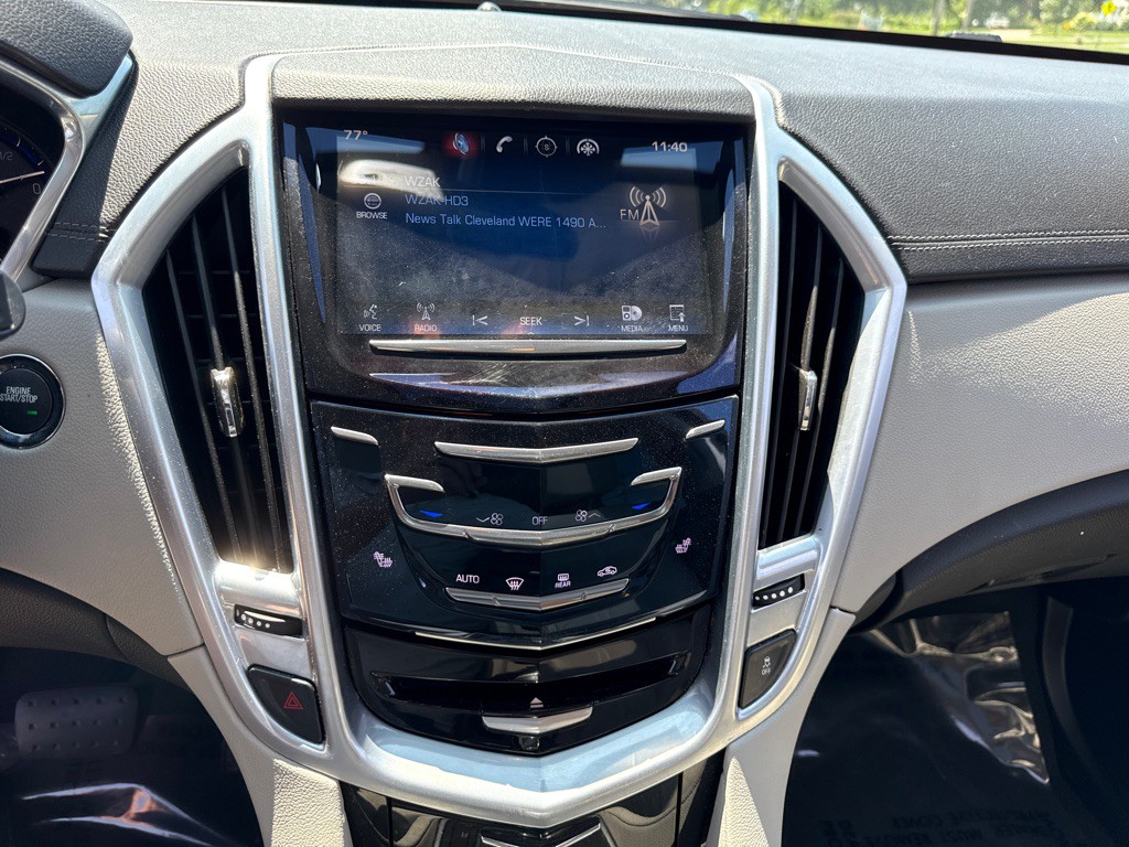 2013 Cadillac SRX Image 17