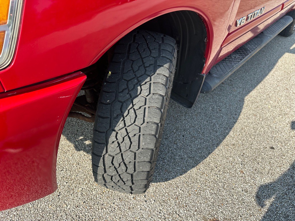 2005 Nissan Titan Image 14