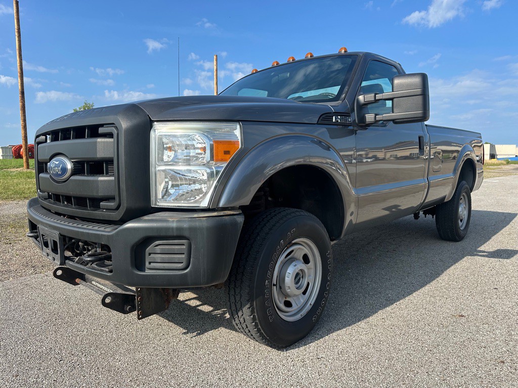 2011 Ford F-250 Image 1