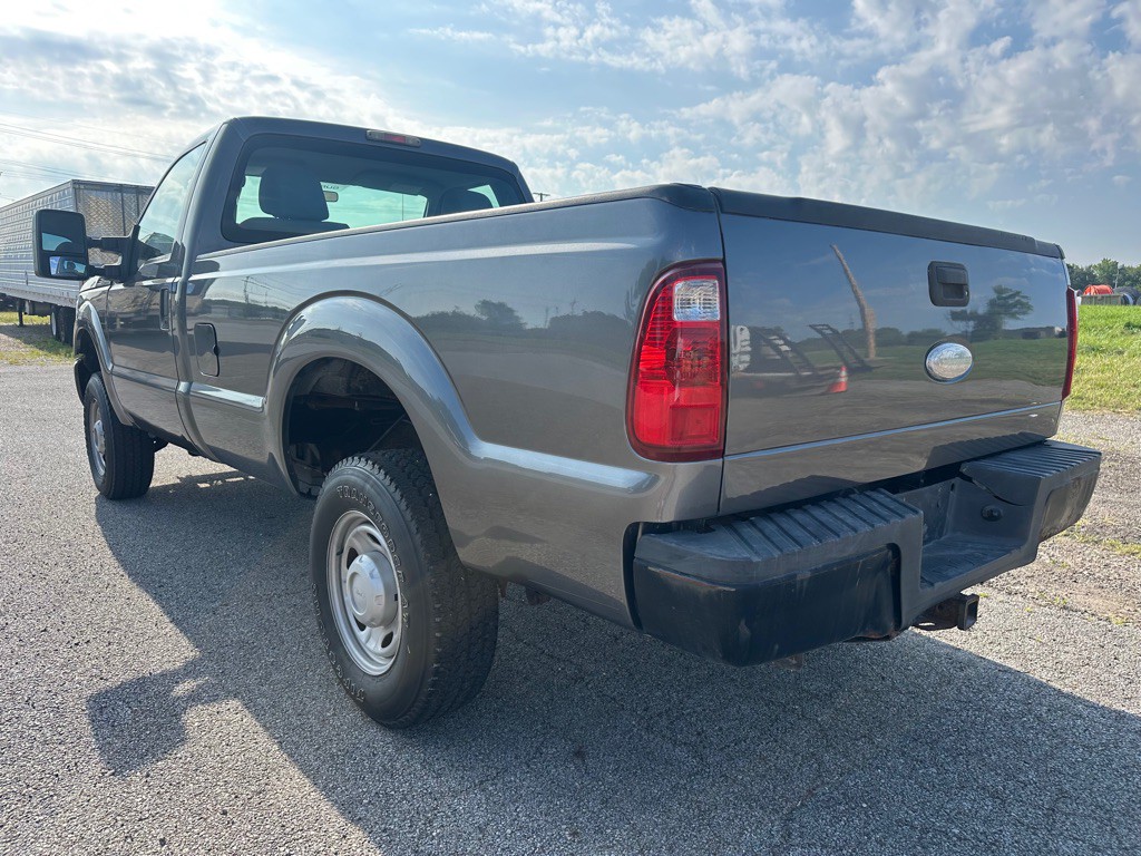 2011 Ford F-250 Image 3