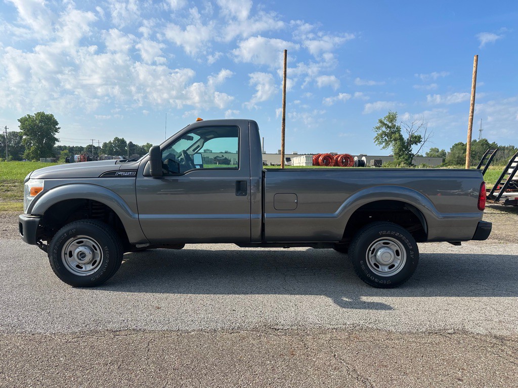 2011 Ford F-250 Image 4