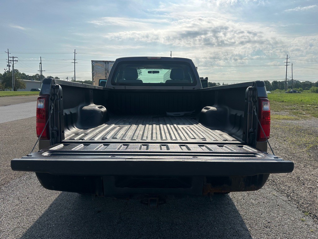 2011 Ford F-250 Image 11