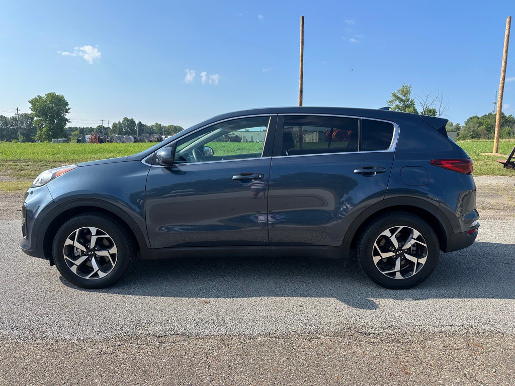 2022 Kia Sportage Image 2