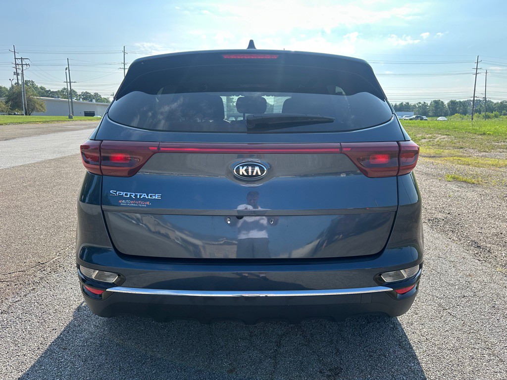 2022 Kia Sportage Image 4